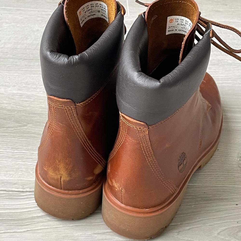Timberlands worn once - Picture 5 of 8